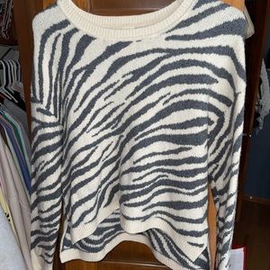 Zebra print cropped sweater SIZE MEDIUM